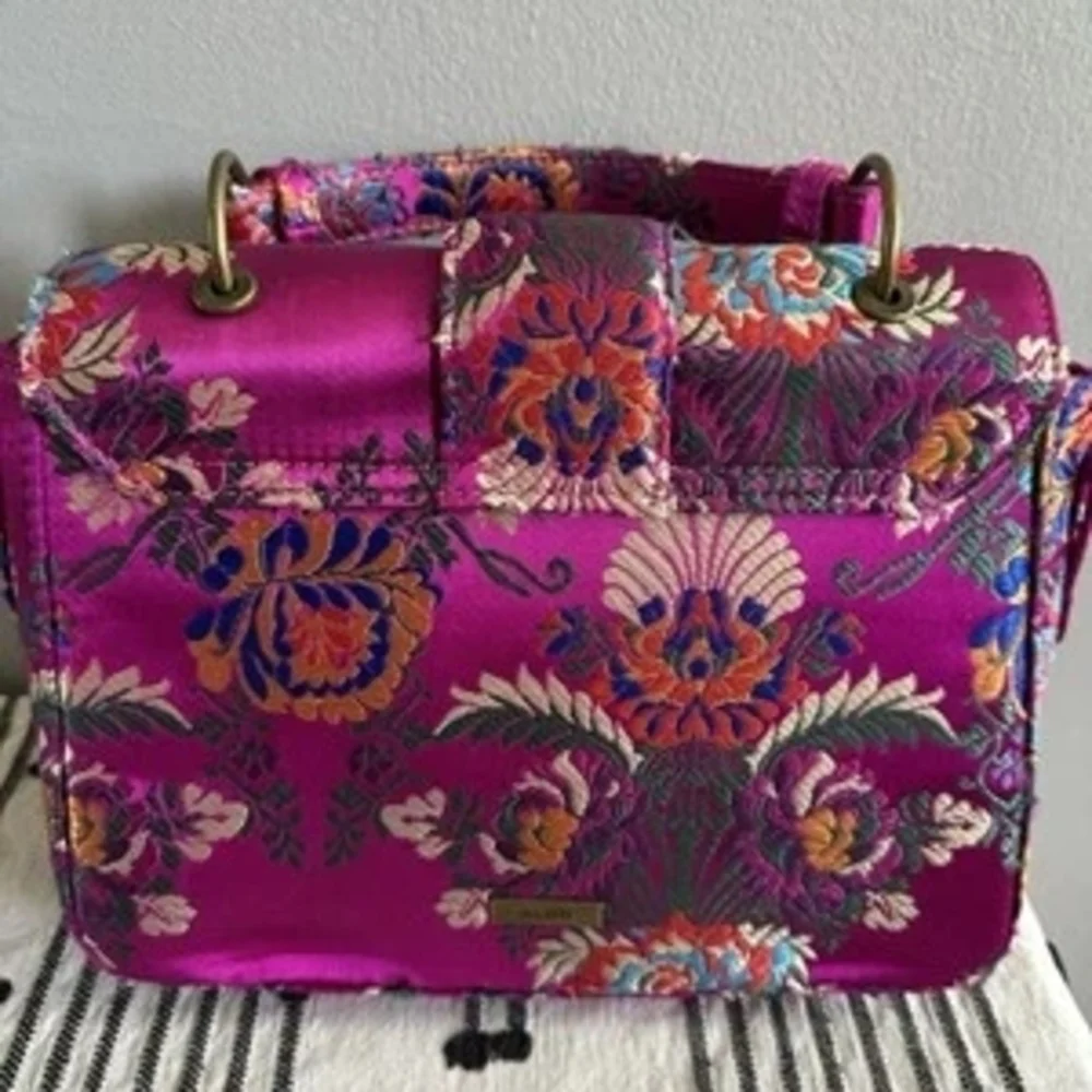 Floral Pink Designer Handbag - Picture 2 of 5